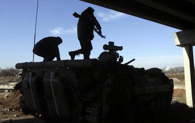 Боевики утром обстреляли позиции украинских войск под Мариуполем, - штаб