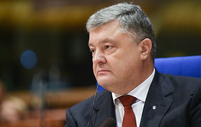 Порошенко привітав Курца з перемогою на парламентських виборах в Австрії