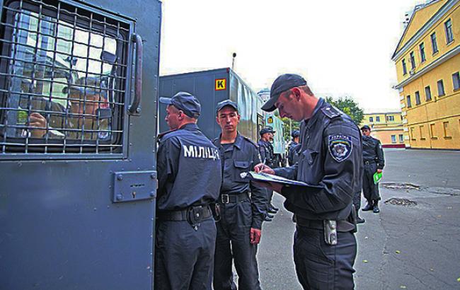 СНБО поручил Кабмину рассмотреть вопрос подчинения Минюсту конвоирования осужденных