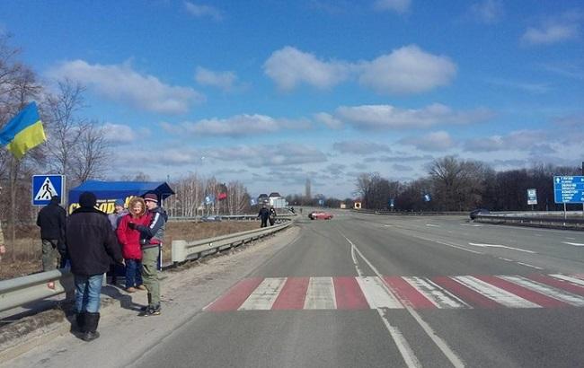 Активисты заявляют о блокаде российских фур и в Сумской области
