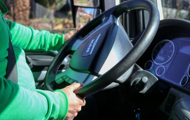 ЄС посилив правила роботи далекобійників