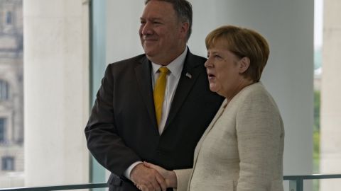 Меркель и Помпео обсудили сотрудничество по Украине