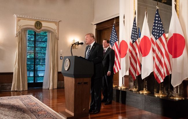 Трамп почав візит до Японії