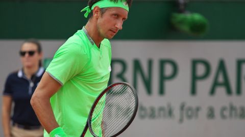 Стаховский не смог преодолеть стартовый круг на Roland Garros