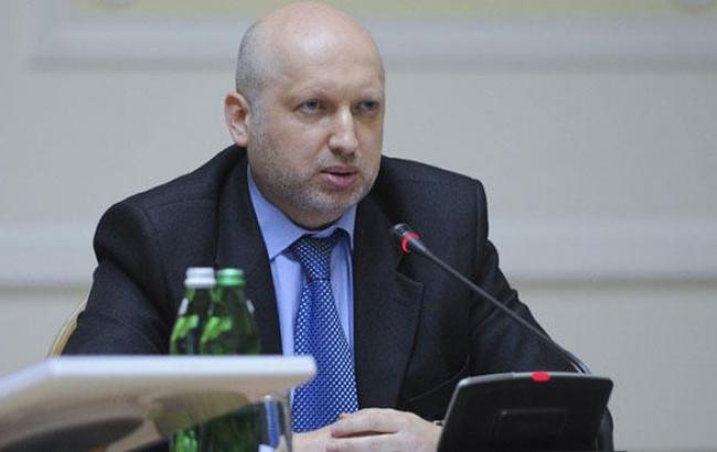 Турчинов закликав Нацраду розглянути питання про позбавлення ліцензії телеканалу "Інтер"