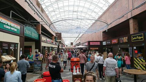 "По-офіцерськи": на київському ринку побили пенсіонера, який заступився за жінку