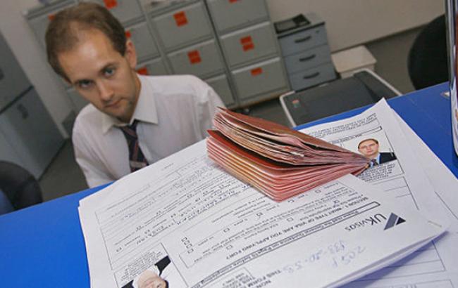 МВС підозрює ЄДАПС в отриманні незаконної вигоди в 96,6 млн грн при виготовленні закордонних паспортів