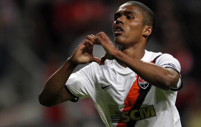 Бернард и Дуглас Коста не прибыли в расположение "Шахтера"