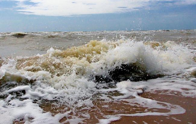 Уровень воды в Азовском море сегодня может достичь стихийной отметки