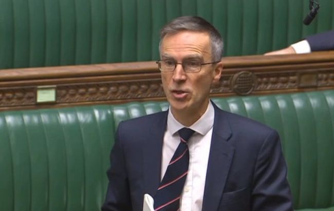 Заступник глави МЗС Британії відправиться в Іран для призову до деескалації