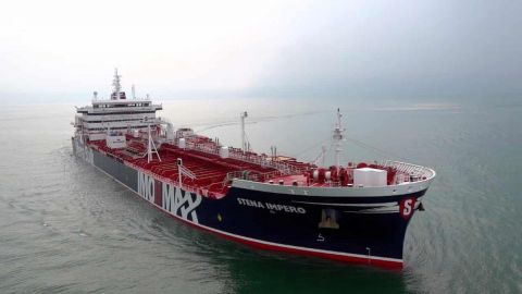 Иран захватил британский танкер в Ормузском проливе