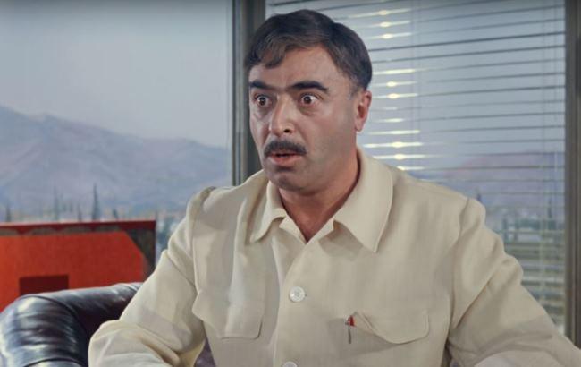 Дружина російського актора Володимира Етуша показала, як він виглядає після реанімації