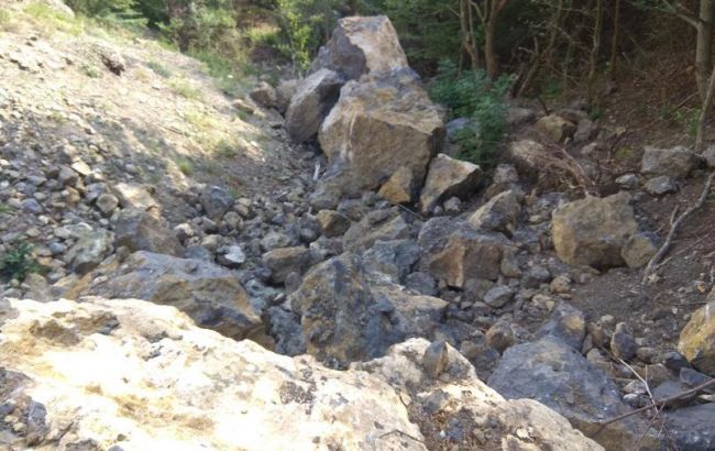 При горном обвале в Китае пропали без вести 17 человек