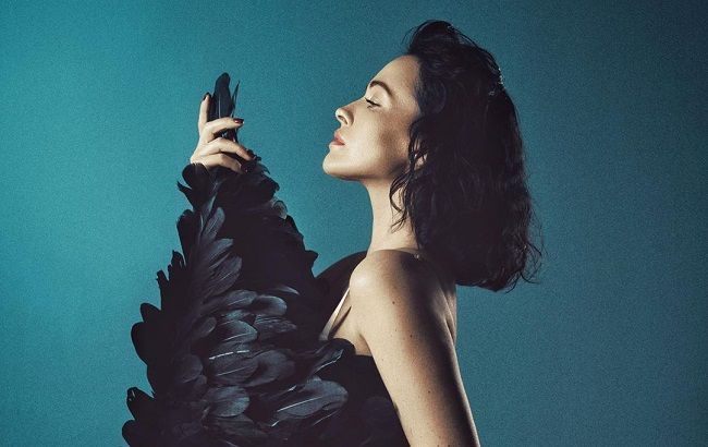 Кращий візажист - відпочинок: Даша Астаф'єва релаксує в купальнику і без макіяжу