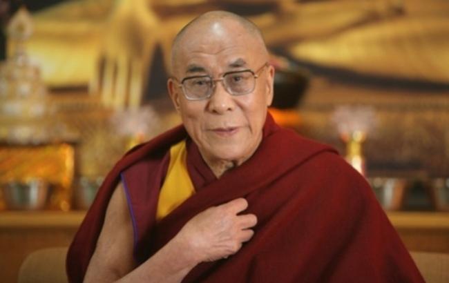 Далай-лама потрапив до лікарні із захворюванням простати