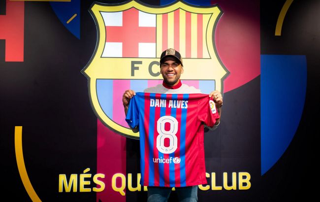 "Барселона" попрощалася з культовим ветераном команди