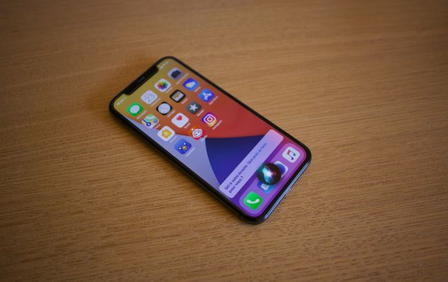 Apple cделает Siri умнее с помощью Google Gemini: подробности