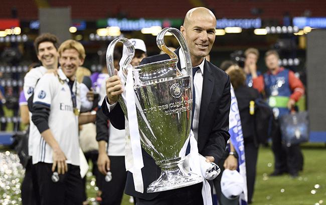 ПСЖ предлагает Зидану контракт на его условиях