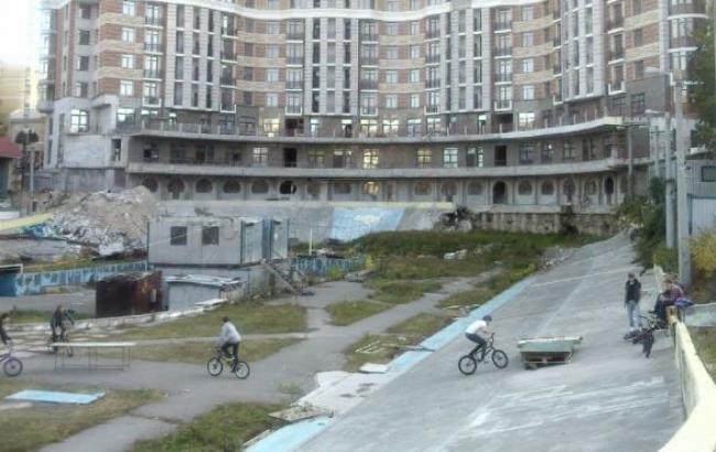 КГГА вернула столичной общине киевский велотрек