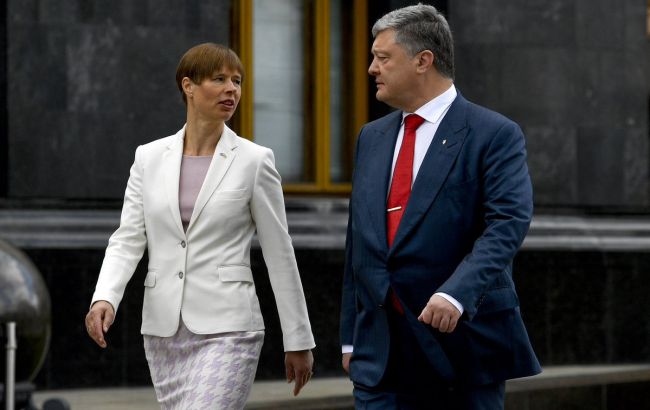 Порошенко: Україна піднімає питання звільнення заручників на всіх переговорах