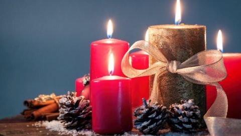 Как сделать красивые новогодние свечи своими руками: пошаговая инструкция