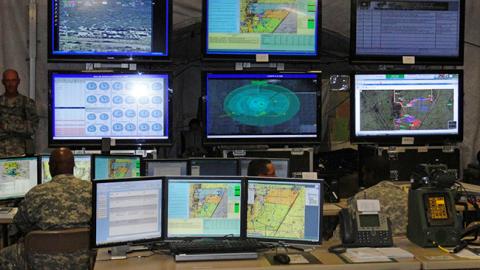 В Эстонии армия создала подразделение для борьбы с "русскими хакерами"