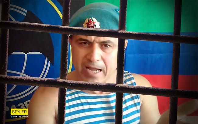"Путін, ти брешеш, що наших солдатів в Україні немає": російського десантника заарештували за правду (відео)
