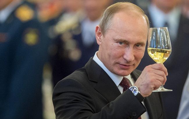 Блогер в стихах предрек Путину судьбу Гиви