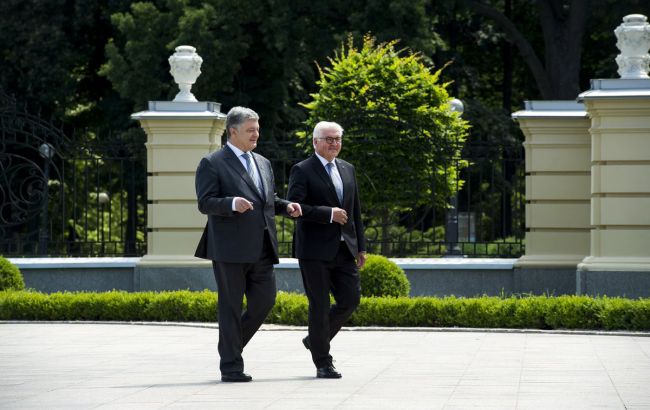 Порошенко и Штайнмайер призвали освободить украинских политзаключенных в РФ