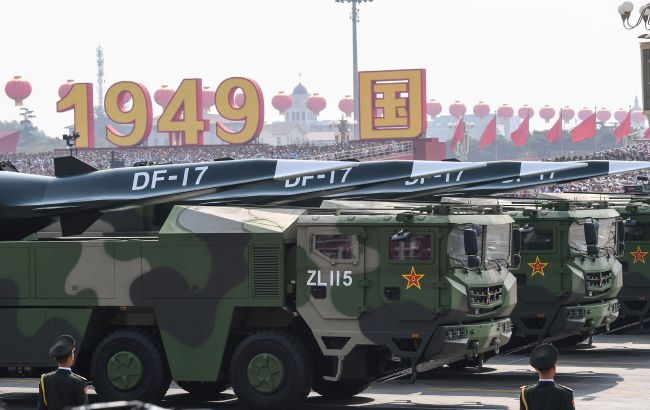 Китай запустив біля Тайваня балістичні ракети, здатні нести термоядерний заряд