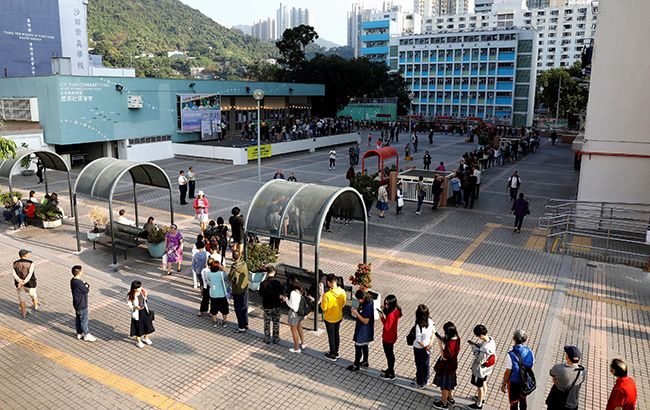 У Гонконгу проходять місцеві вибори