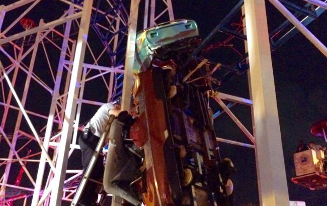 У США сталася аварія на "американських гірках", госпіталізовано 6 осіб