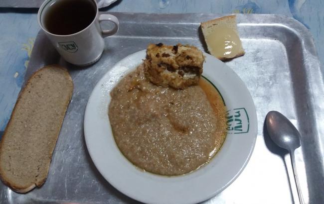 В сети показали, чем кормят украинских бойцов