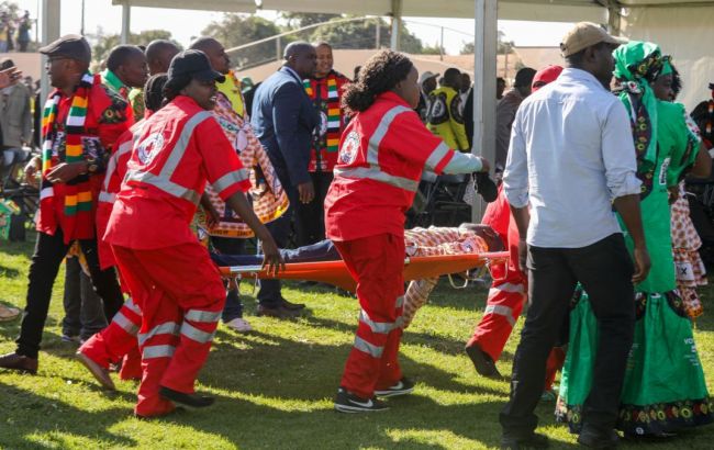 В Зимбабве на предвыборном митинге произошел взрыв, пострадали более 40 человек