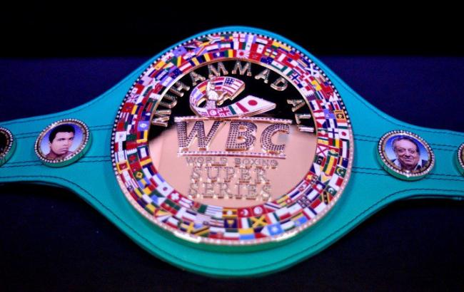 WBC показал "бриллиантовый" пояс, за который поборется Усик