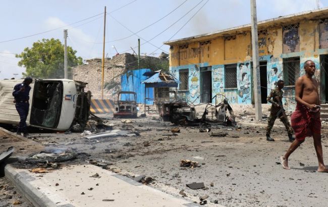 У Сомалі при атаках в урядовому кварталі загинули не менше 9 осіб