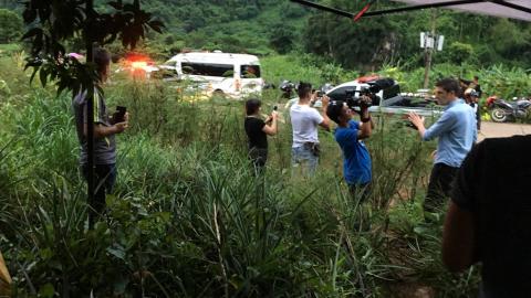 У Таїланді рятувальники визволили з печери ще двох дітей