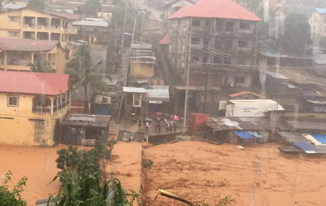 У Сьєрра-Леоне після зсуву знайдені близько 400 тіл