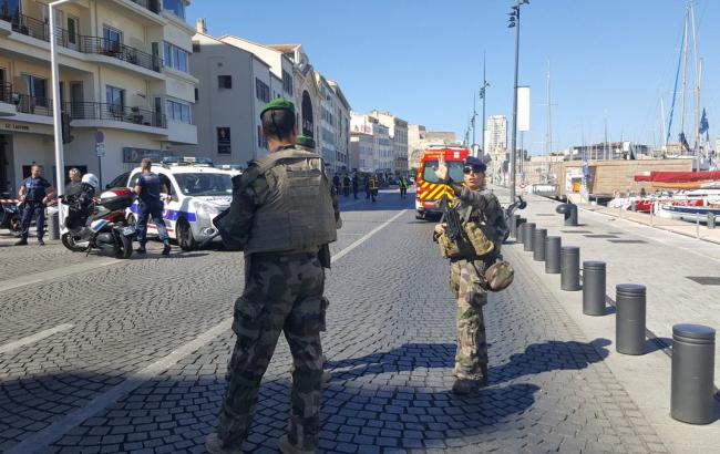 Поліція не вважає терактом в'їзд в зупинки в Марселі