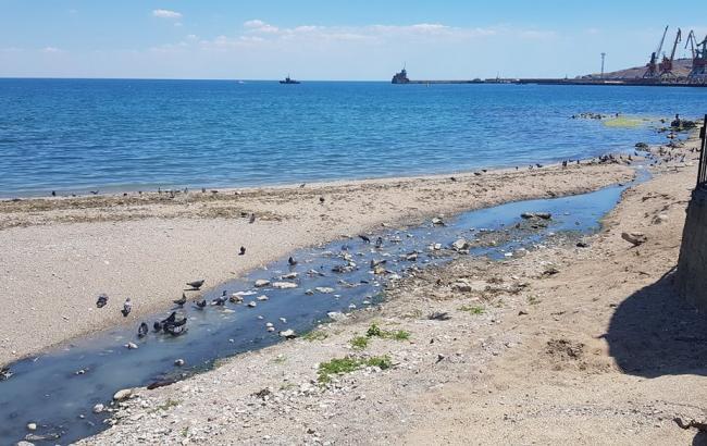 "Лето, жара, грусть": в сети показали "блеск и нищету" в оккупированном Крыму (фото)