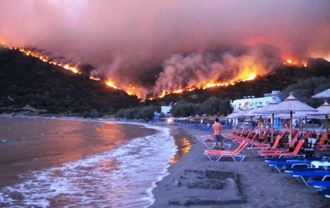 Пожары в Греции: восемь граждан Украины попросили о помощи