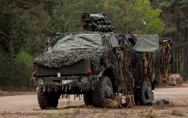 Германия передала Украине две установки Mars II и 50 бронемобилей Dingo