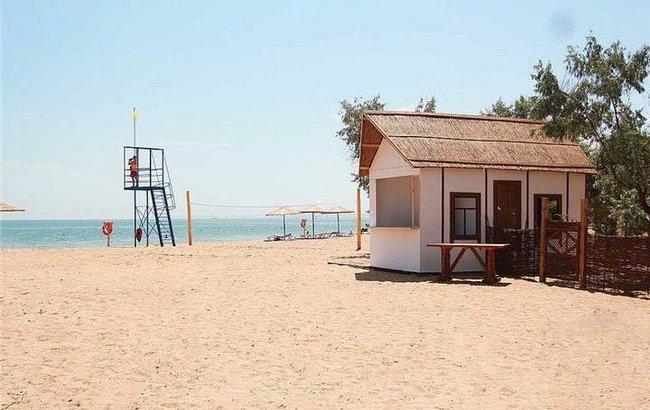 "Йдемо на рекорди" в мережі показали сумні фото курортів в Криму