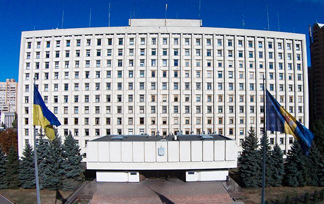ПАРЄ зобов’язала Україну призначити новий склад ЦВК з урахуванням інтересів усіх парламентських фракцій