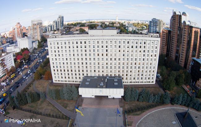 Менее 10% украинцев согласны избрать президентом переселенца с Донбасса