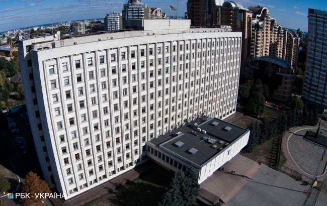 ЦВК затвердила майже 2 млрд гривень бюджету на вибори до Ради