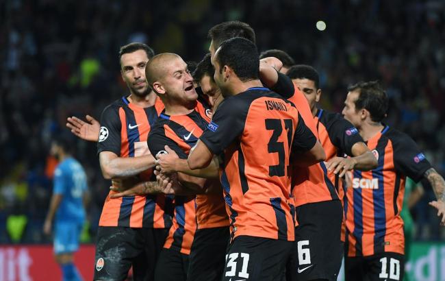 УЄФА оштрафував "Шахтар" за поведінку вболівальників у матчі проти "Наполі"