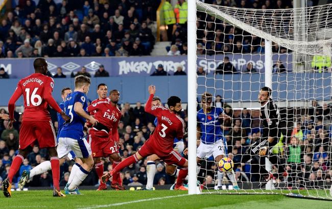 Два футболиста "Эвертона" были изгнаны с тренировки