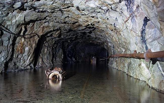 На Донбасі 26 шахт не працюють через затоплення і розкрадання