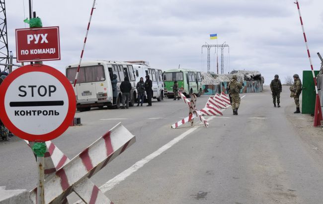 Не ранее 22 июня: названы сроки открытия КПВВ на Донбассе